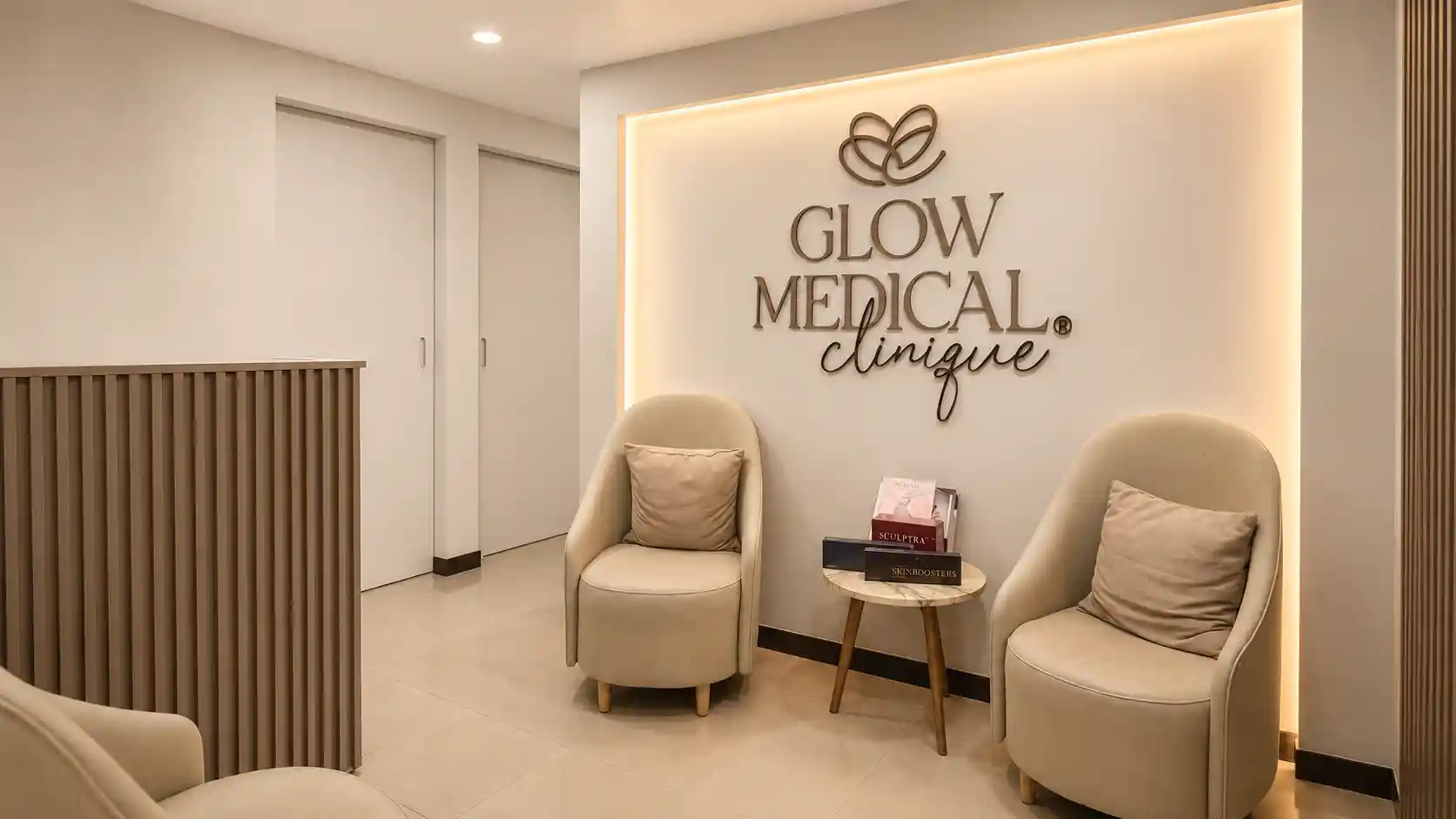 Recepción de Glow Medical Clinique en Medellín